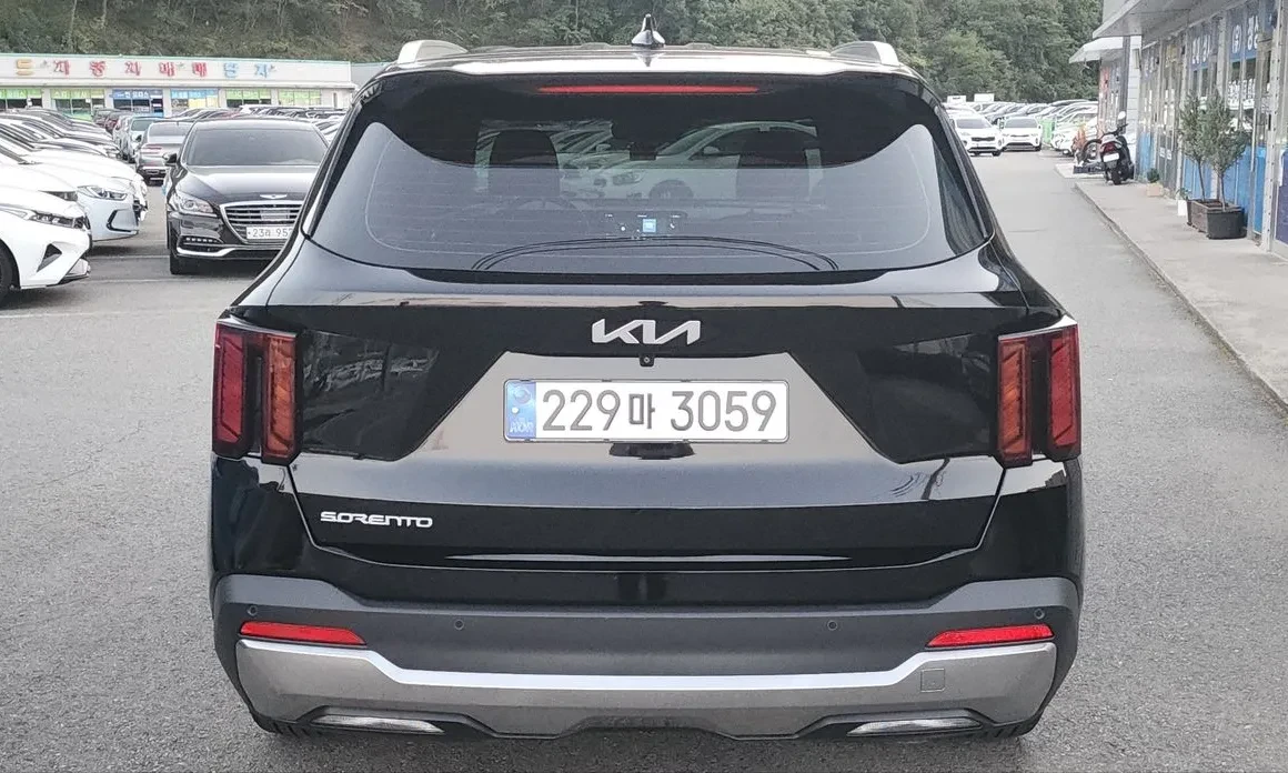 Kia Sorento ДИСТРОНИК * ПОДГРЕВИ * ОБДУХВАНЕ * 360 КАМЕРИ * , снимка 2 - Автомобили и джипове - 56502932