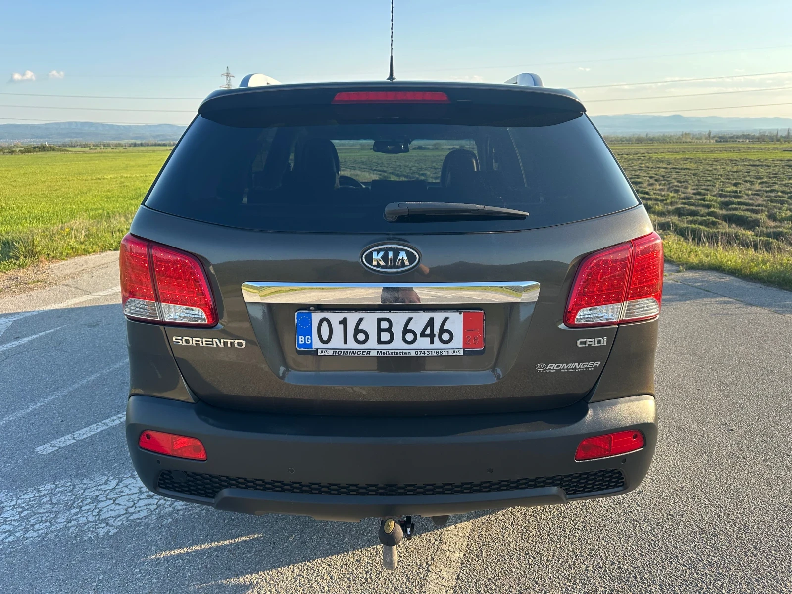 Kia Sorento 2.2 AUTO PANORAMA , снимка 6 - Автомобили и джипове - 56703316