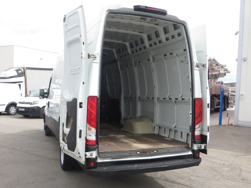 Iveco Daily 50C35 &#34;В&#34; КАТЕГОРИЯ, снимка 15 - Бусове и автобуси - 51746573