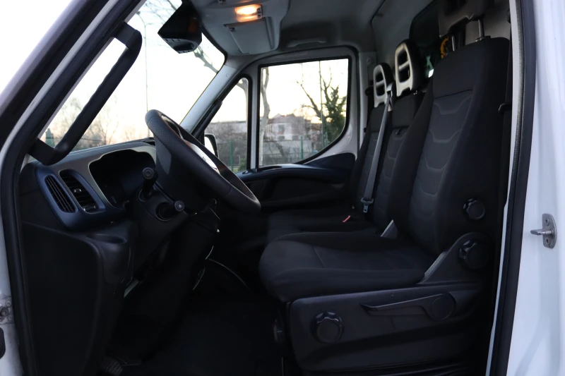 Iveco Daily 35S14* HI-MATIC* Климатроник* , снимка 11 - Бусове и автобуси - 52931349