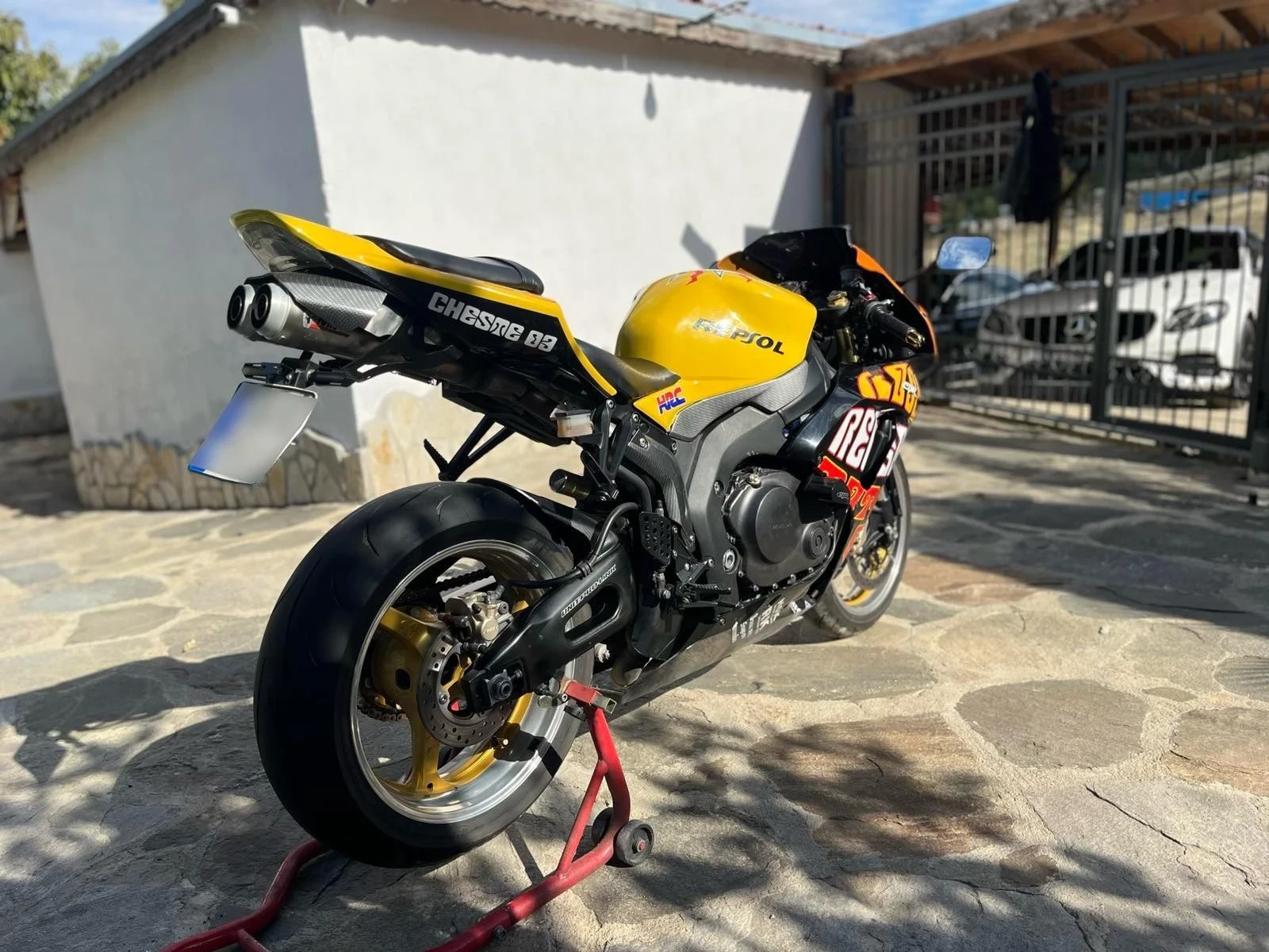 Honda Cbr 1000RR ROSSI Edition - изображение 3