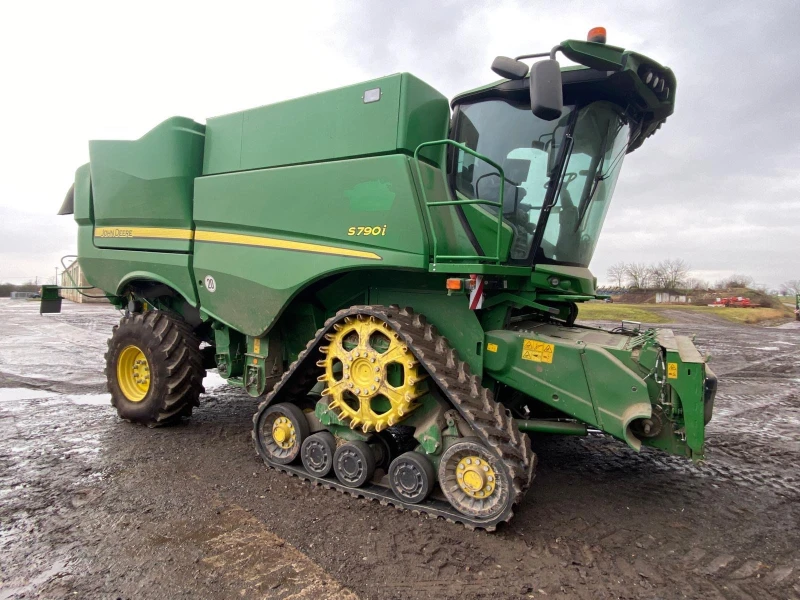 Комбайн John Deere S790i + JOHN DEERE 730X ЛИЗИНГ, снимка 1 - Селскостопанска техника - 49363335