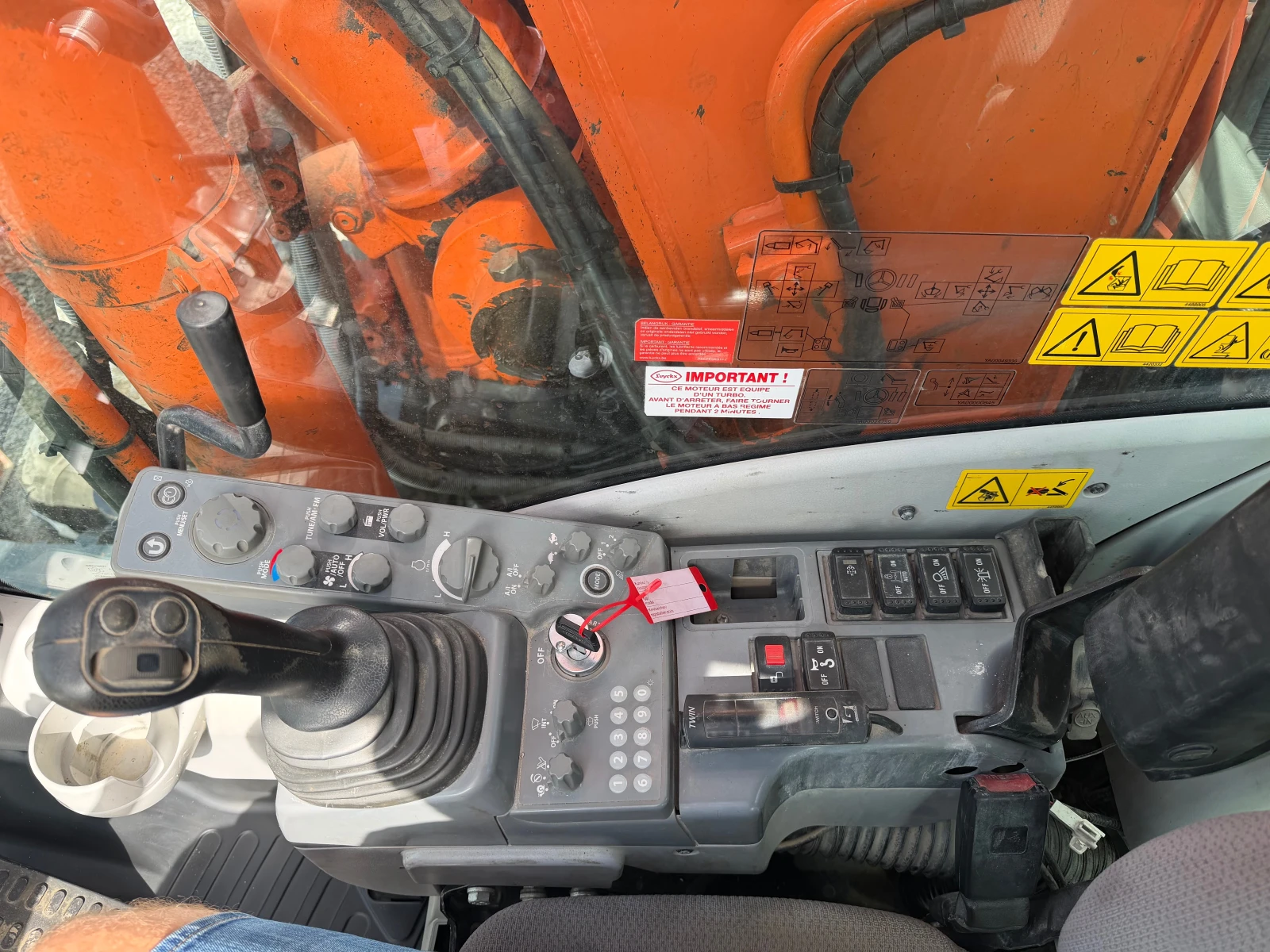 Багер Hitachi ZX 190 W-6 ЛИЗИНГ, снимка 14 - Индустриална техника - 53931369