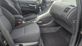 Toyota Auris 1.6 FACELIFT 132k.c. 6 скорости, снимка 9