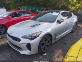 Kia Stinger 3.3T* GT* КОЖА* ПОДГРЕВ* ОБДУХВАНЕ* ПАНОРАМА* , снимка 2