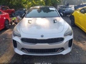 Kia Stinger 3.3T* GT* КОЖА* ПОДГРЕВ* ОБДУХВАНЕ* ПАНОРАМА* , снимка 10