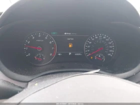 Kia Stinger 3.3T* GT* КОЖА* ПОДГРЕВ* ОБДУХВАНЕ* ПАНОРАМА* , снимка 7