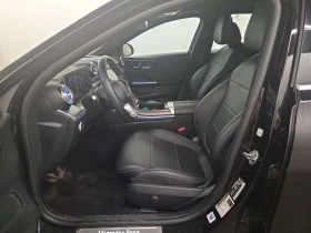 Mercedes-Benz C 300 * CARFAX * 19k km * Сервизна история * , снимка 9