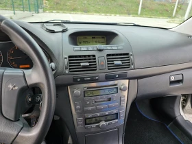 Toyota Avensis 1.8 I, снимка 16