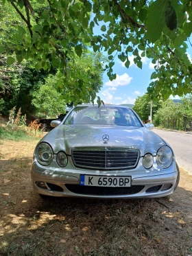  Mercedes-Benz E 220