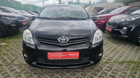 ������ Toyota Auris