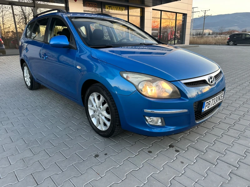 Hyundai I30 1.4 ГАЗОВ ИНЖЕКЦИОН, снимка 9 - Автомобили и джипове - 48561829