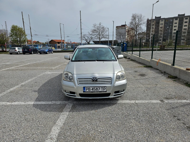 Toyota Avensis 1.8 I, снимка 1 - Автомобили и джипове - 49228061