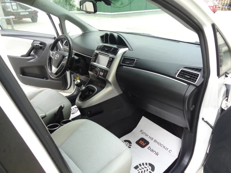 Toyota Verso 1.6D-4D-NAVI-PANORAMA-KOJA-KAMERA, снимка 12 - Автомобили и джипове - 50487182