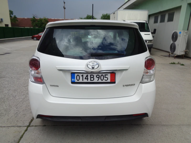 Toyota Verso 1.6D-4D-NAVI-PANORAMA-KOJA-KAMERA, снимка 6 - Автомобили и джипове - 50487182