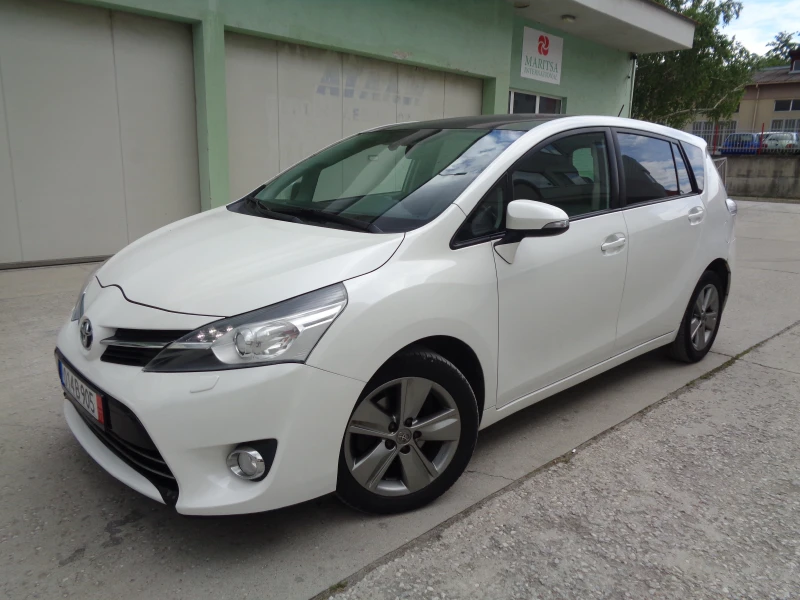 Toyota Verso 1.6D-4D-NAVI-PANORAMA-KOJA-KAMERA