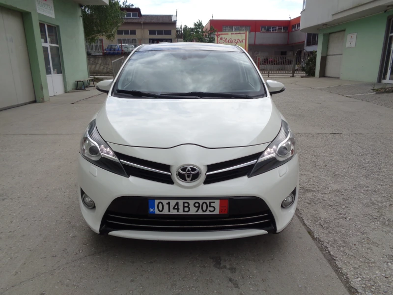 Toyota Verso 1.6D-4D-NAVI-PANORAMA-KOJA-KAMERA, снимка 5 - Автомобили и джипове - 50487182