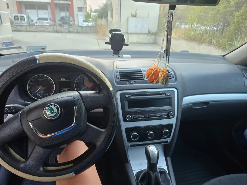 Skoda Octavia, снимка 5 - Автомобили и джипове - 52269146