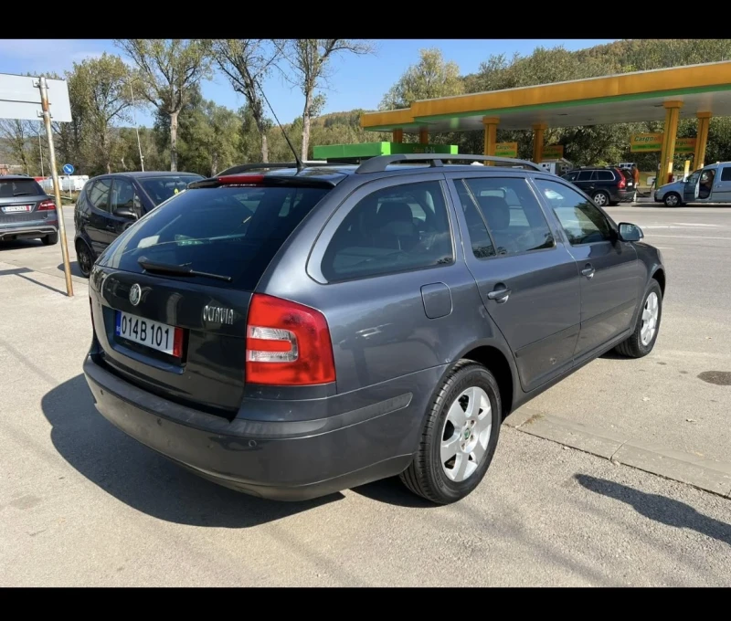 Skoda Octavia 1.8 T, снимка 14 - Автомобили и джипове - 51719237