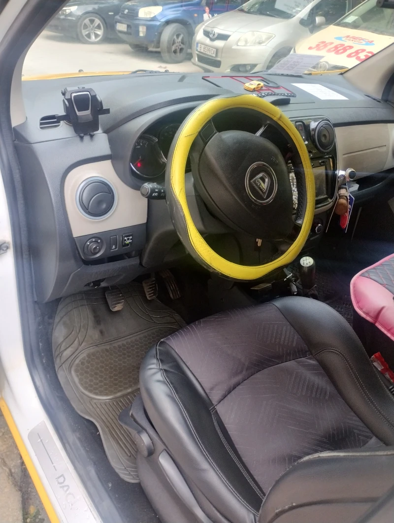 Dacia Lodgy, снимка 9 - Автомобили и джипове - 52598030