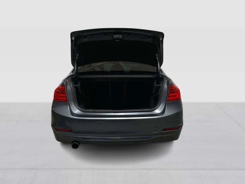 BMW 320 * xDrive SA * CARFAX * ЦЕНА ДО БГ, снимка 8 - Автомобили и джипове - 53134676