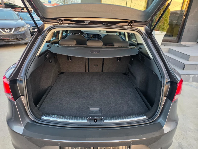 Seat Leon 1.4TSI-122к.с EURO  5b - НАВИГАЦИЯ- ШВЕЙЦАРИЯ, снимка 17 - Автомобили и джипове - 53143938