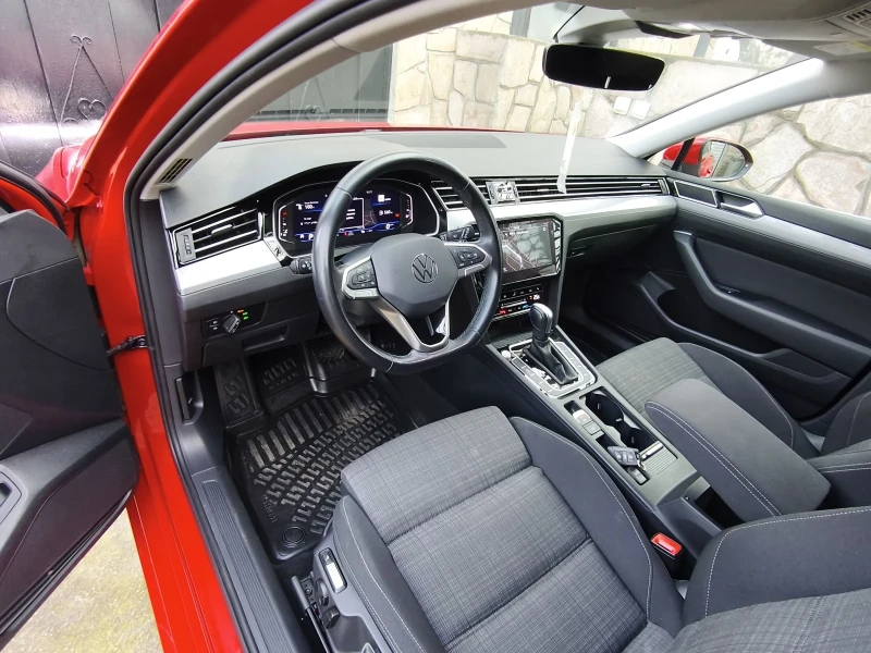 VW Passat 2.0 TDI KLIMA NAVI  EURO 6 , снимка 6 - Автомобили и джипове - 53449539