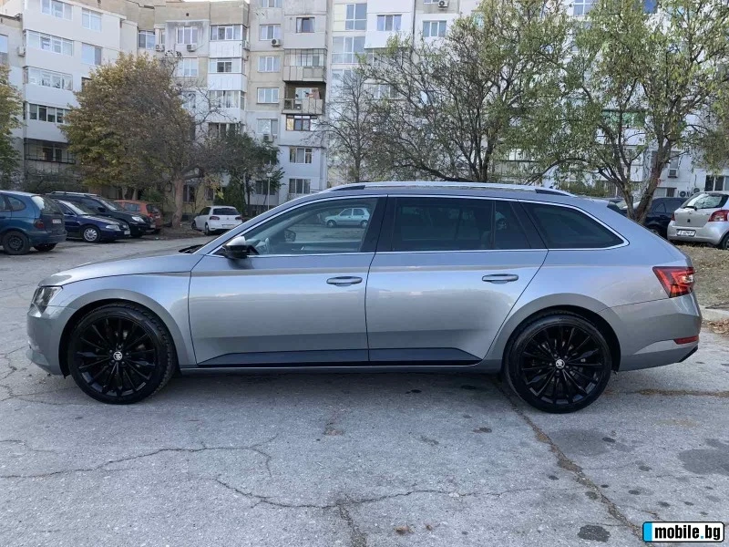 Skoda Superb, снимка 13 - Автомобили и джипове - 47495968