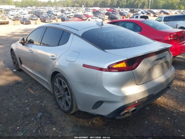 Kia Stinger 3.3T* GT* КОЖА* ПОДГРЕВ* ОБДУХВАНЕ* ПАНОРАМА* , снимка 3 - Автомобили и джипове - 55433654