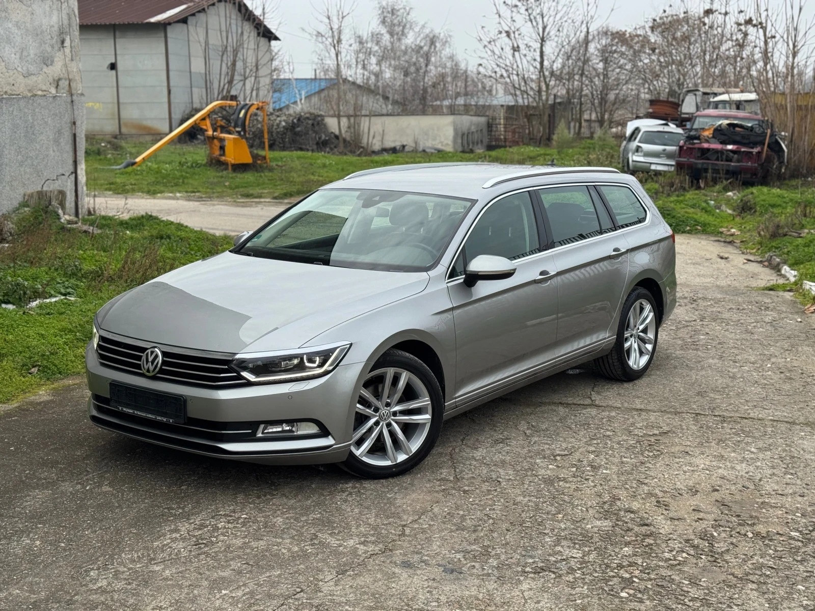 VW Passat 2.0TDI HIGHLINE DISTRONIC FULL ASSIST , снимка 1