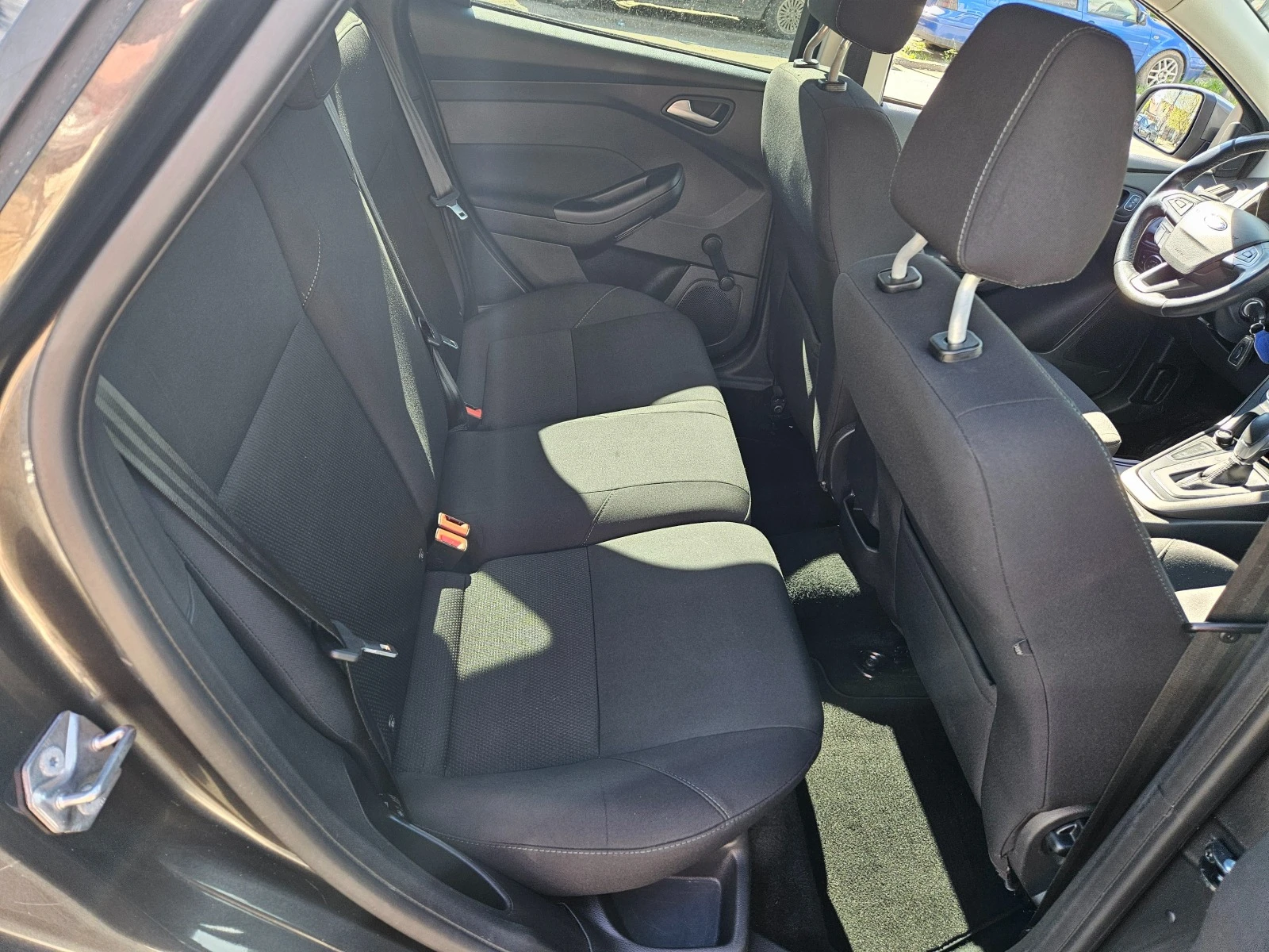 Ford Focus 1.0i   | Mobile.bg   17