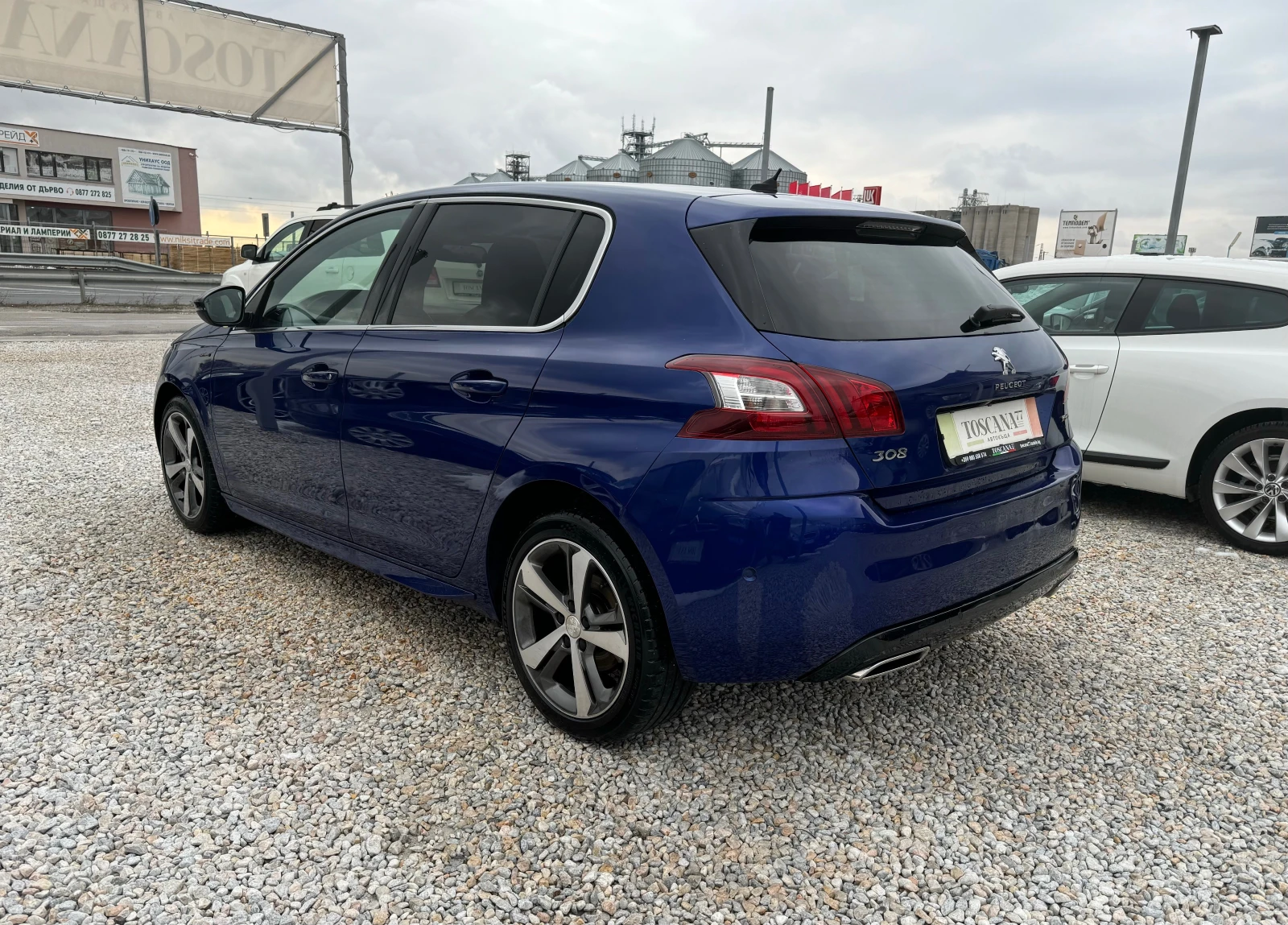 Peugeot 308 1.6hdi* GT Line* Keyless go* Navi* Euro 6b* Лизинг - изображение 3