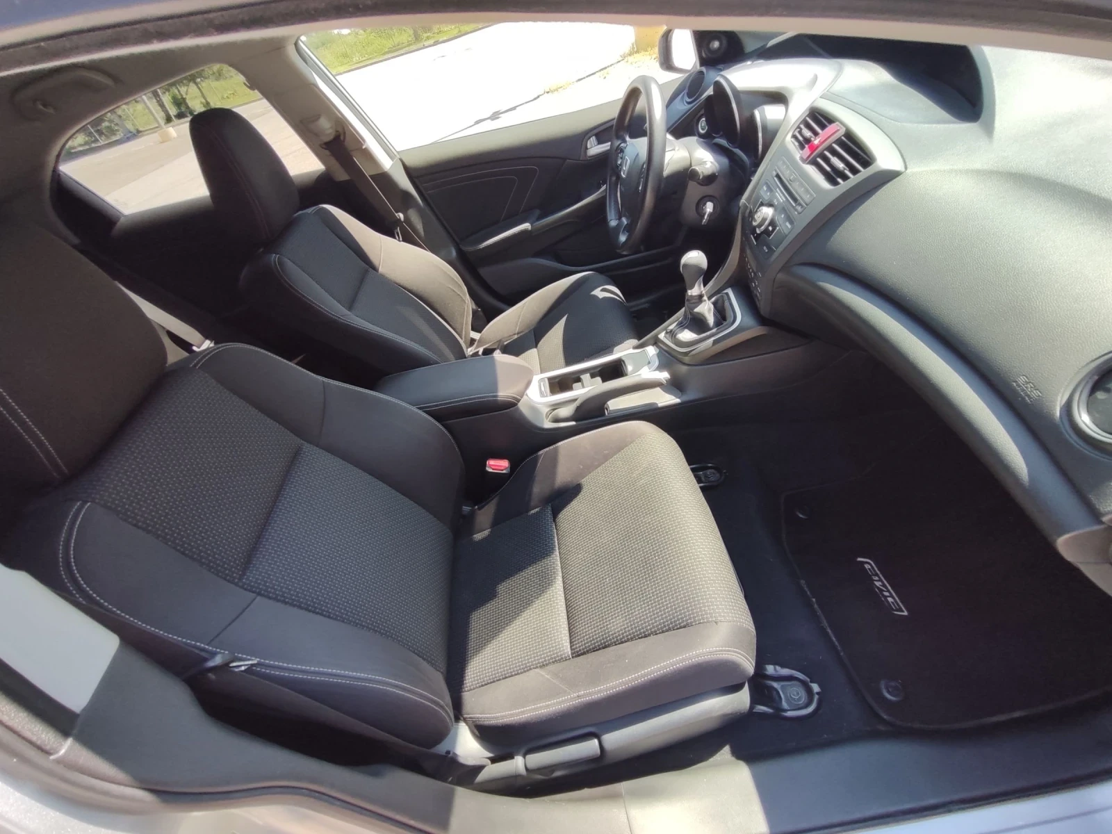 Honda Civic 2013/1.6 i-DTEC/ИТАЛИЯ - изображение 10