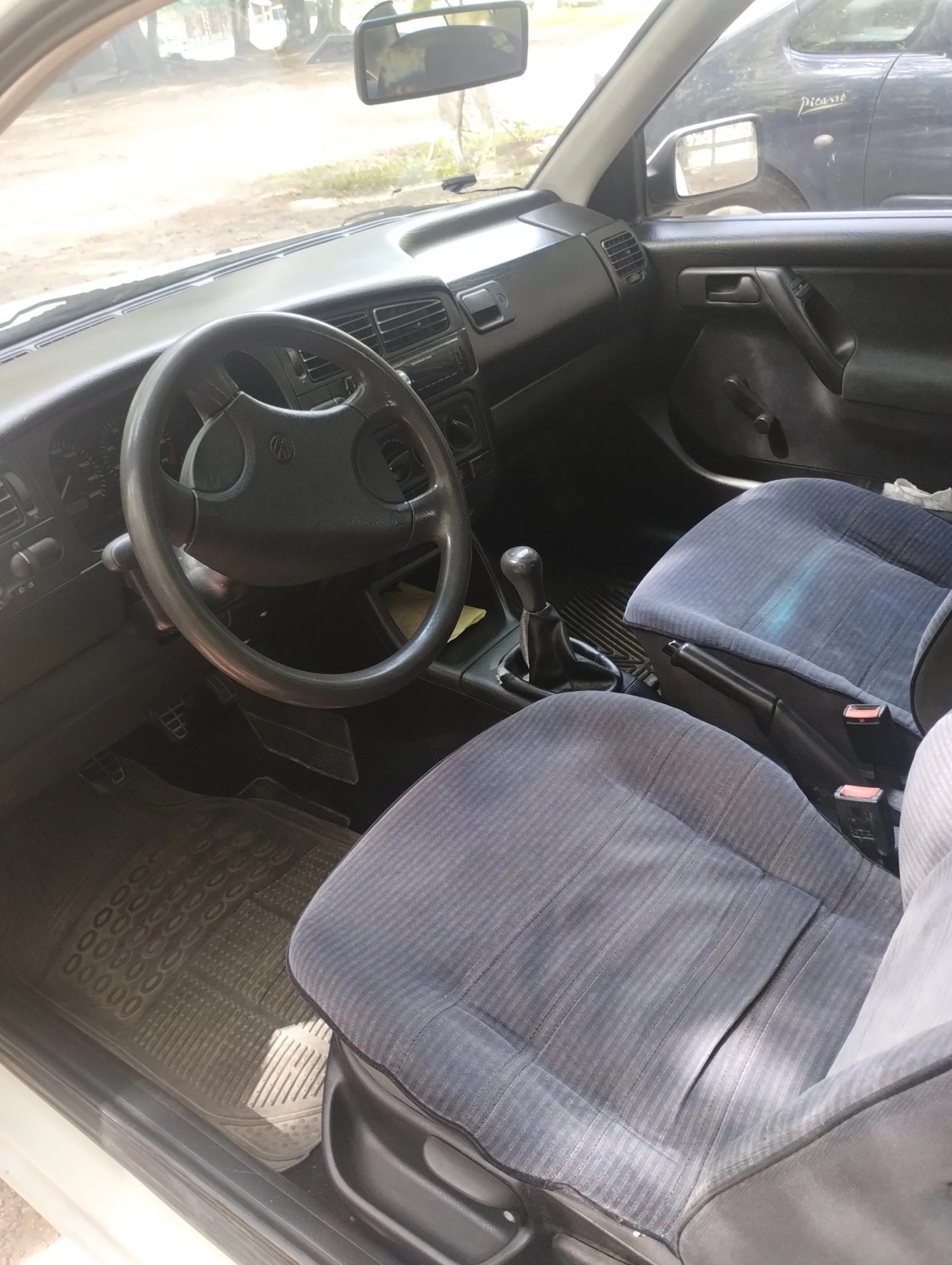VW Golf  - изображение 10