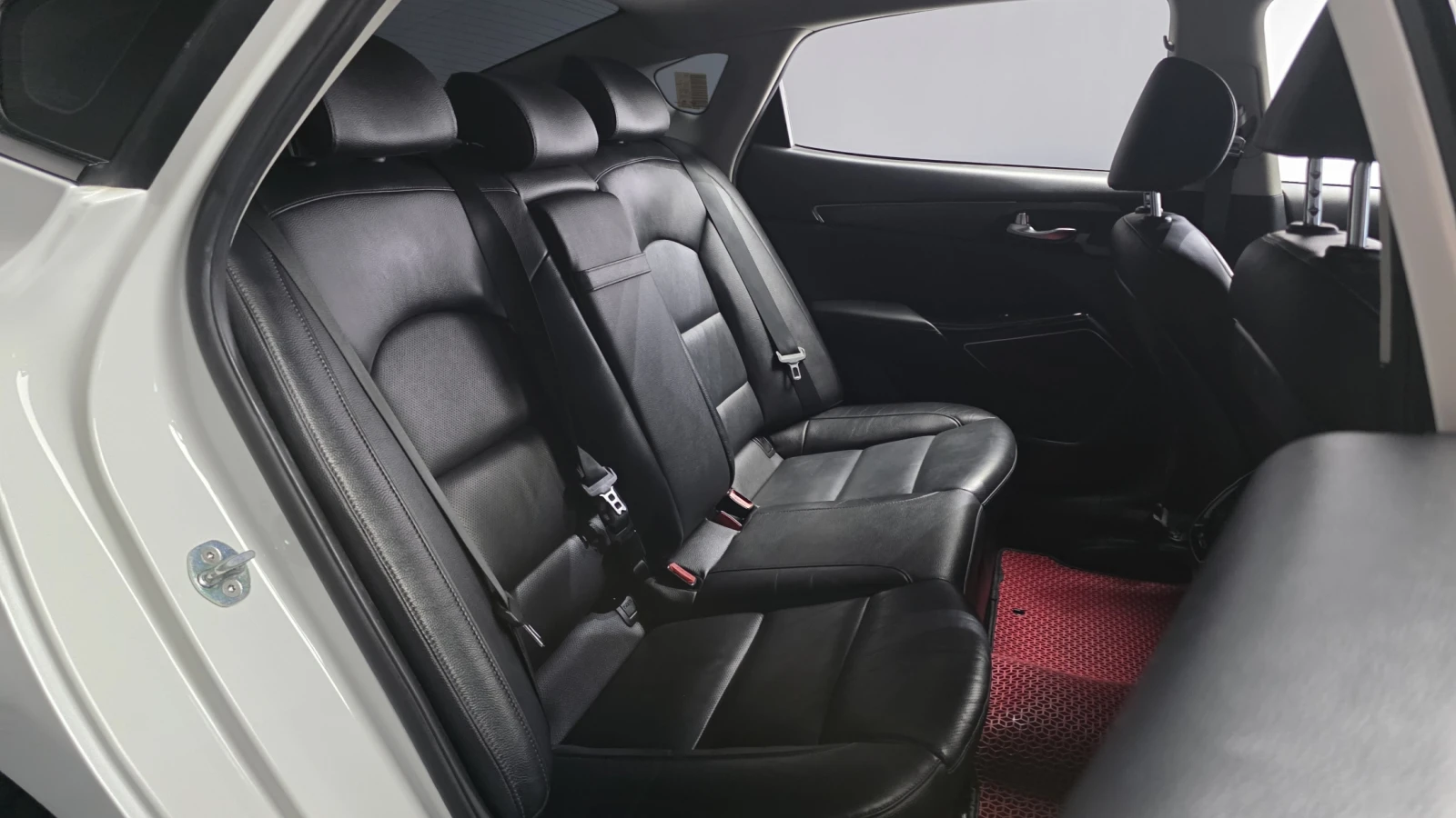 Kia K7 3.0LPI TRENDY | Mobile.bg   11