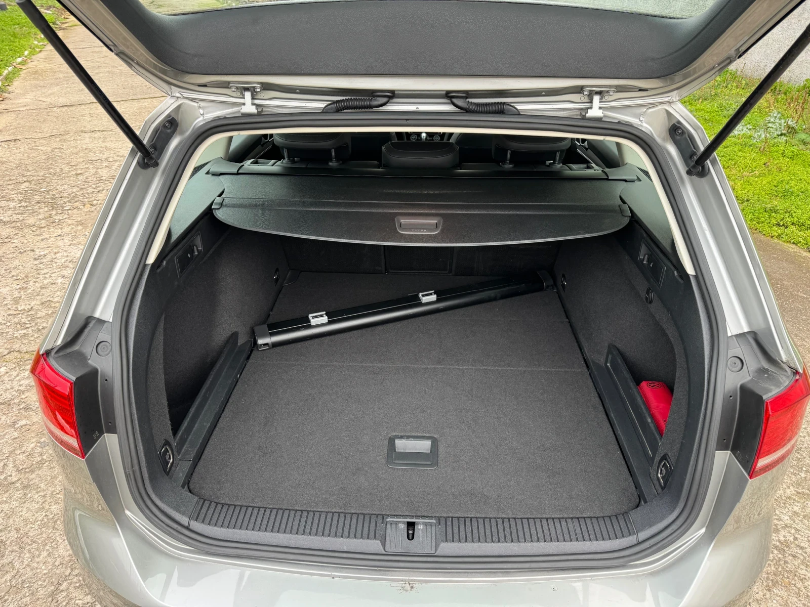 VW Passat 2.0TDI HIGHLINE DISTRONIC FULL ASSIST  | Mobile.bg � ����������� 15