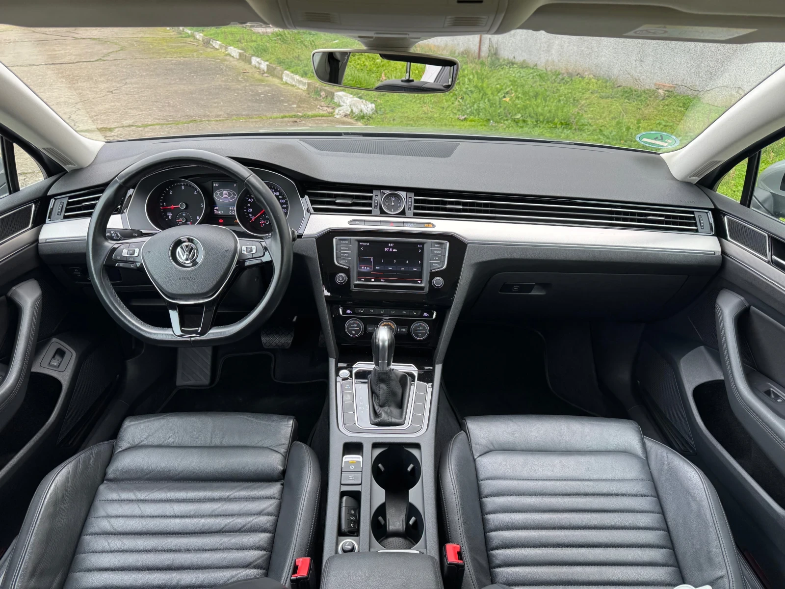 VW Passat 2.0TDI HIGHLINE DISTRONIC FULL ASSIST  | Mobile.bg � ����������� 9