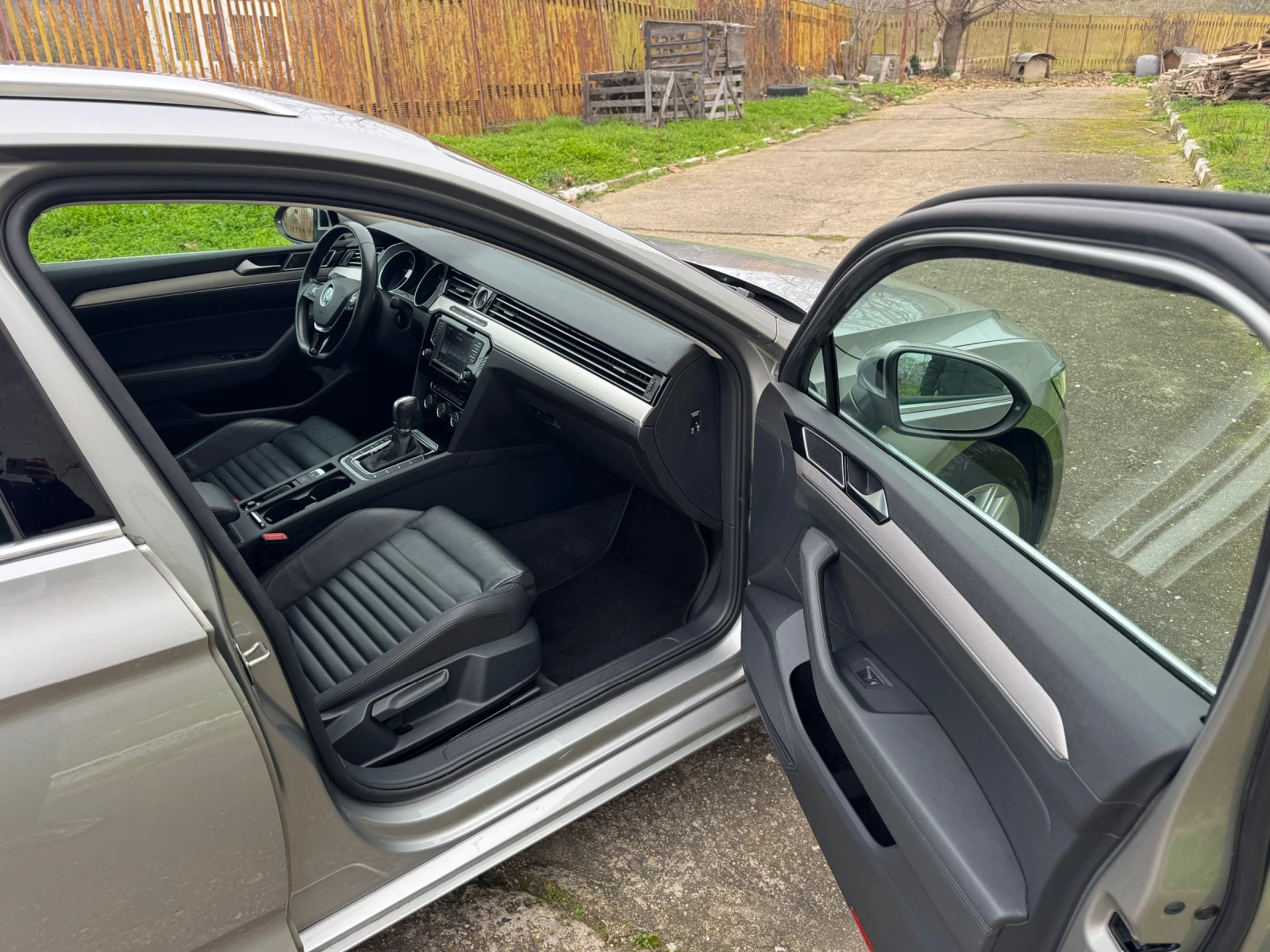 VW Passat 2.0TDI HIGHLINE DISTRONIC FULL ASSIST  | Mobile.bg � ����������� 8