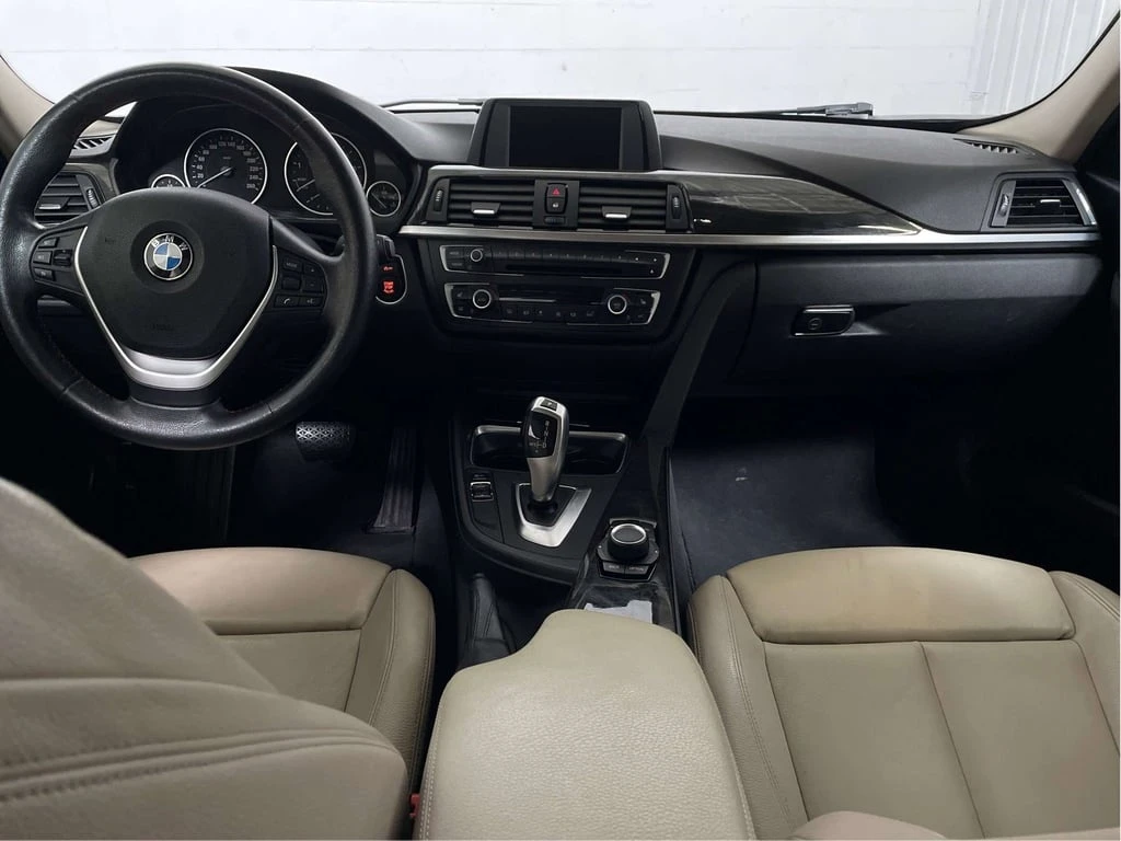 BMW 320 * xDrive SA * CARFAX * ���� �� �� | Mobile.bg � ����������� 12