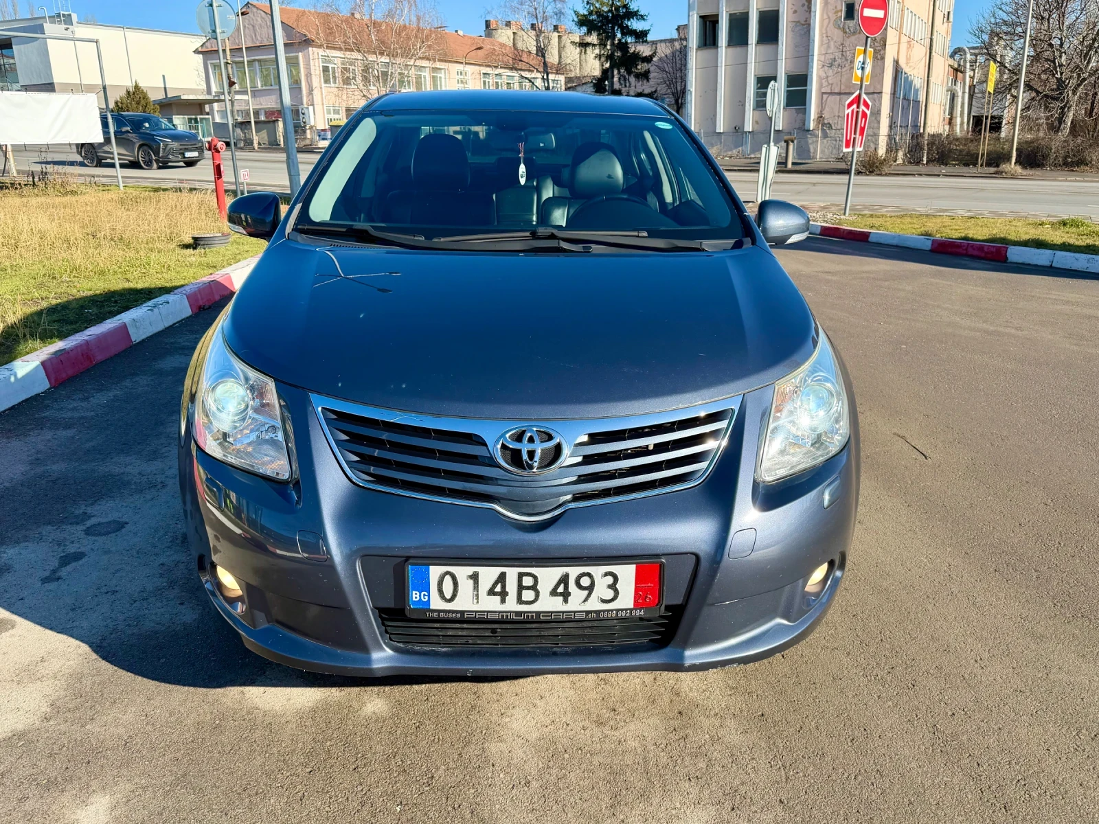 Toyota Avensis 2.0D4D NAVI KAMERA - изображение 2