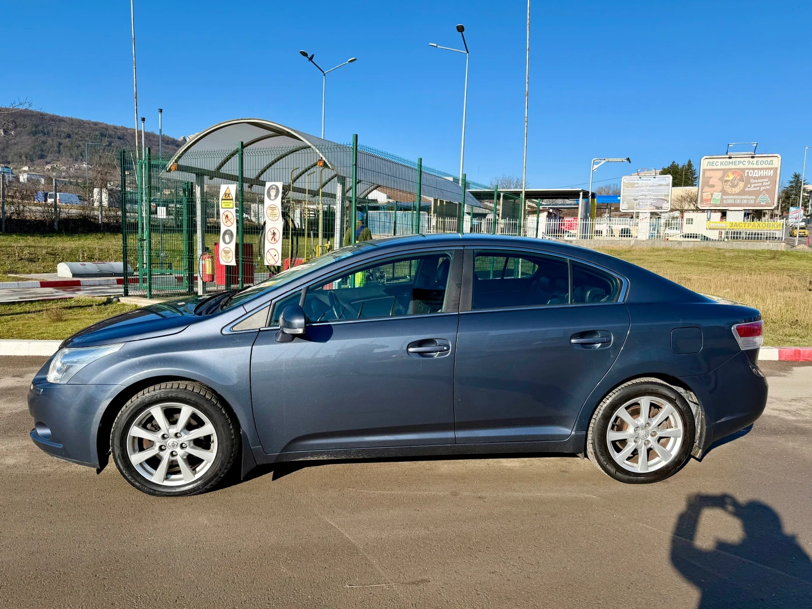 Toyota Avensis 2.0D4D NAVI KAMERA - изображение 3