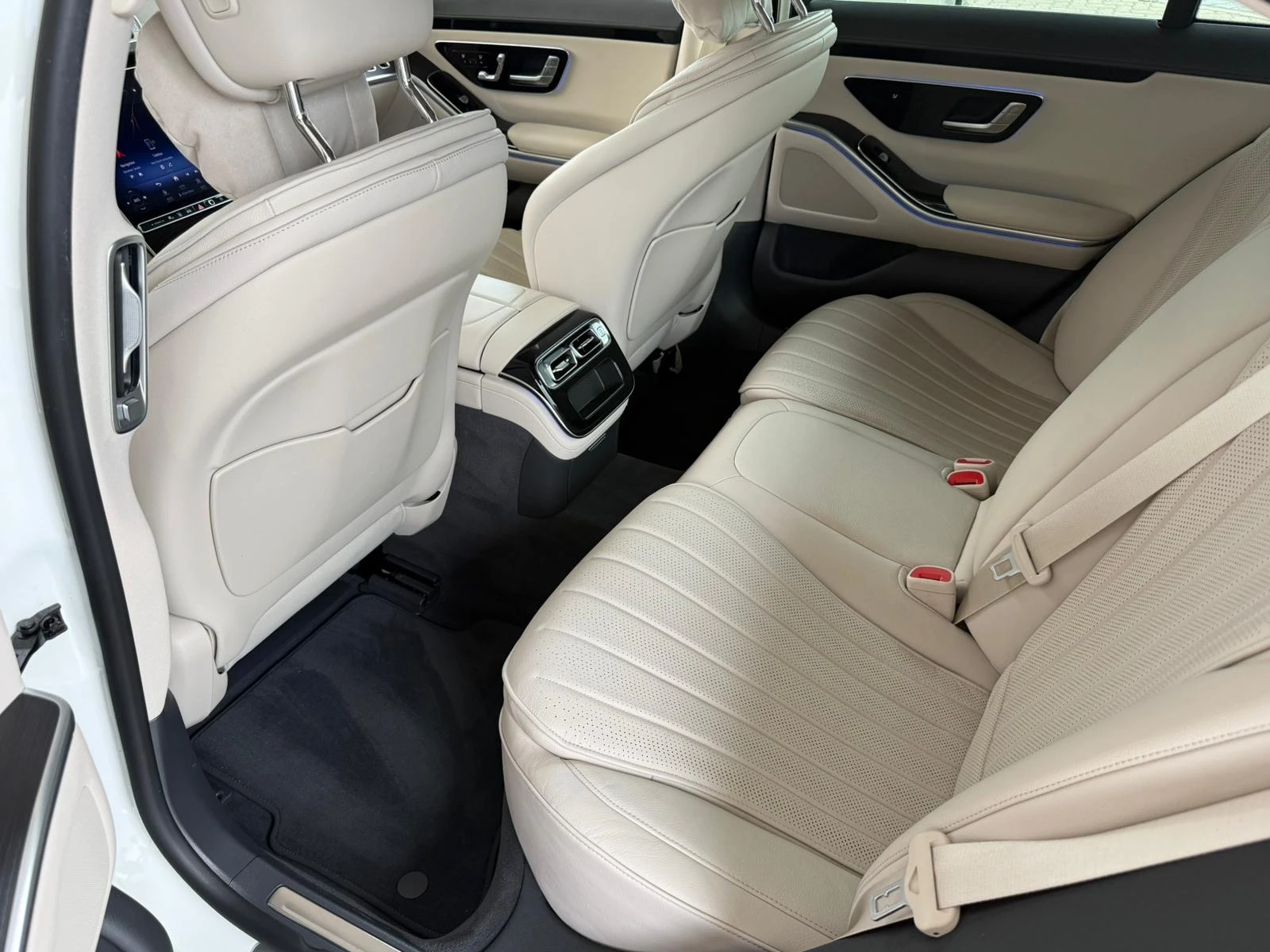 Mercedes-Benz S 400 d 4MATIC Sedan, снимка 7 - Автомобили и джипове - 54026309