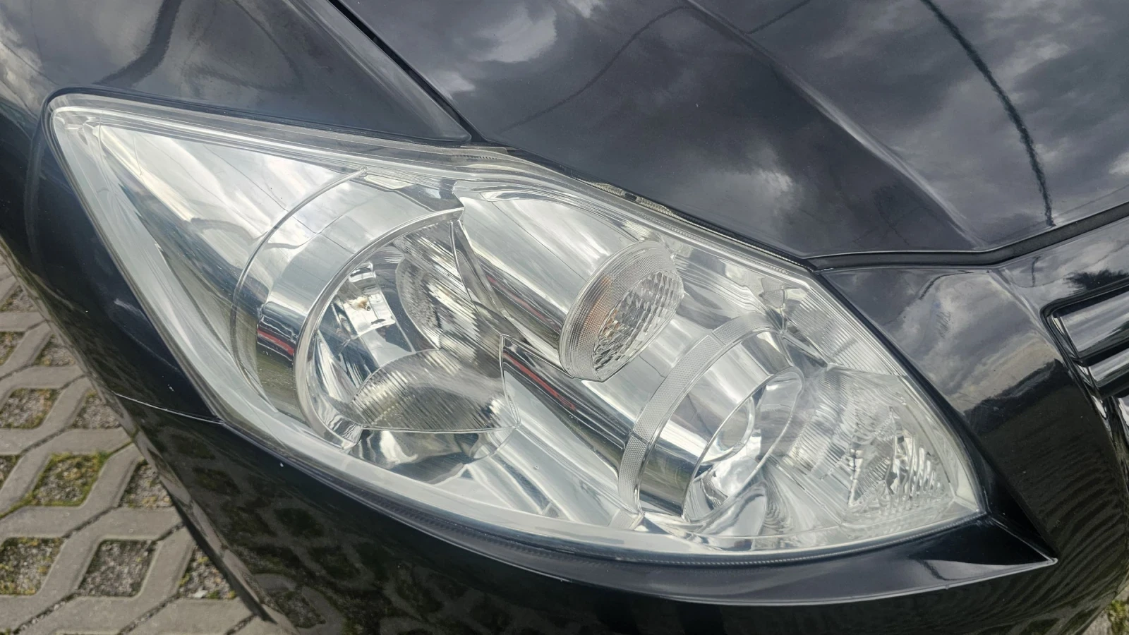 Toyota Auris 1.6 FACELIFT 132k.c. 6 �������� | Mobile.bg � ����������� 7
