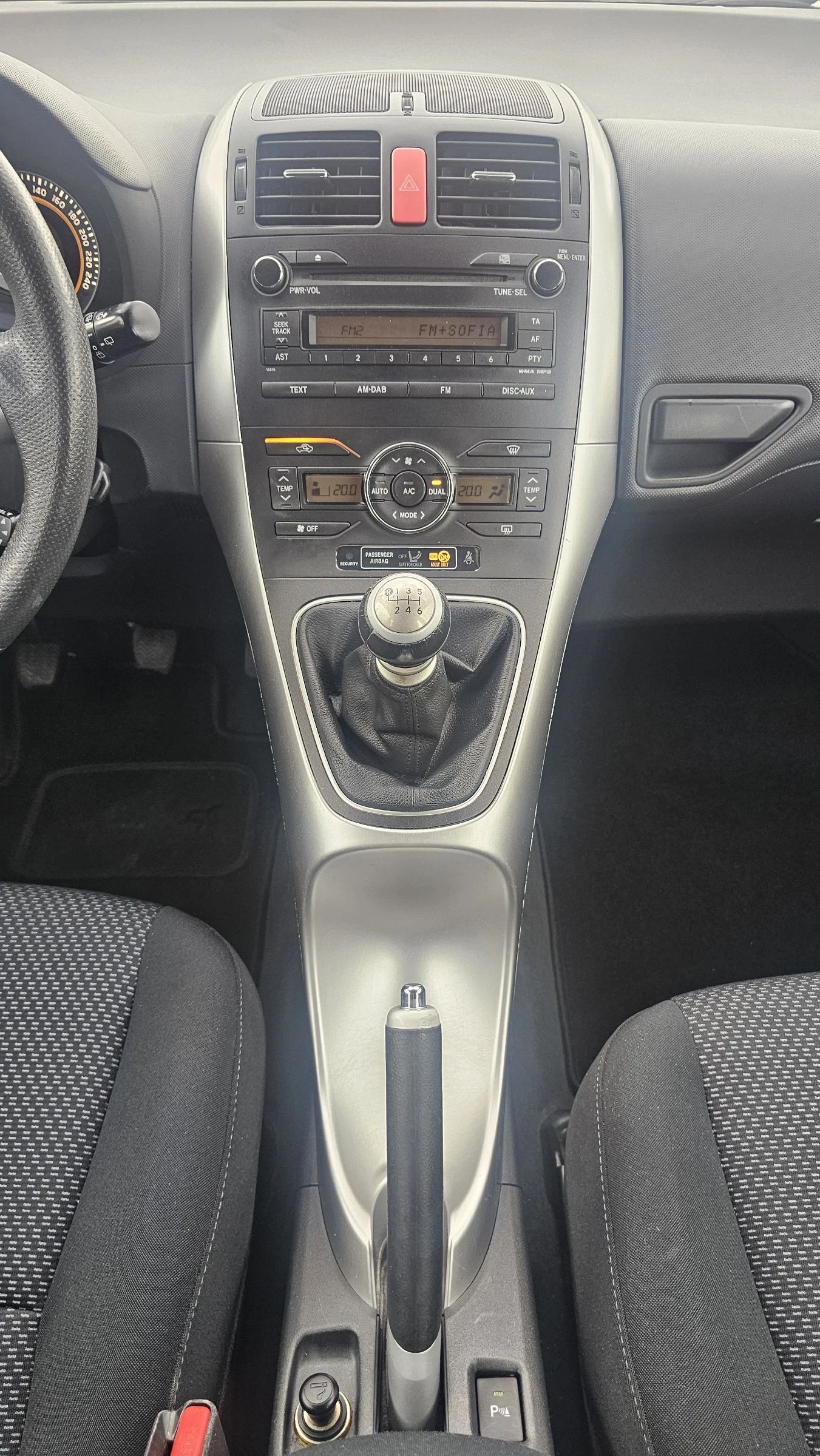 Toyota Auris 1.6 FACELIFT 132k.c. 6 �������� | Mobile.bg � ����������� 13