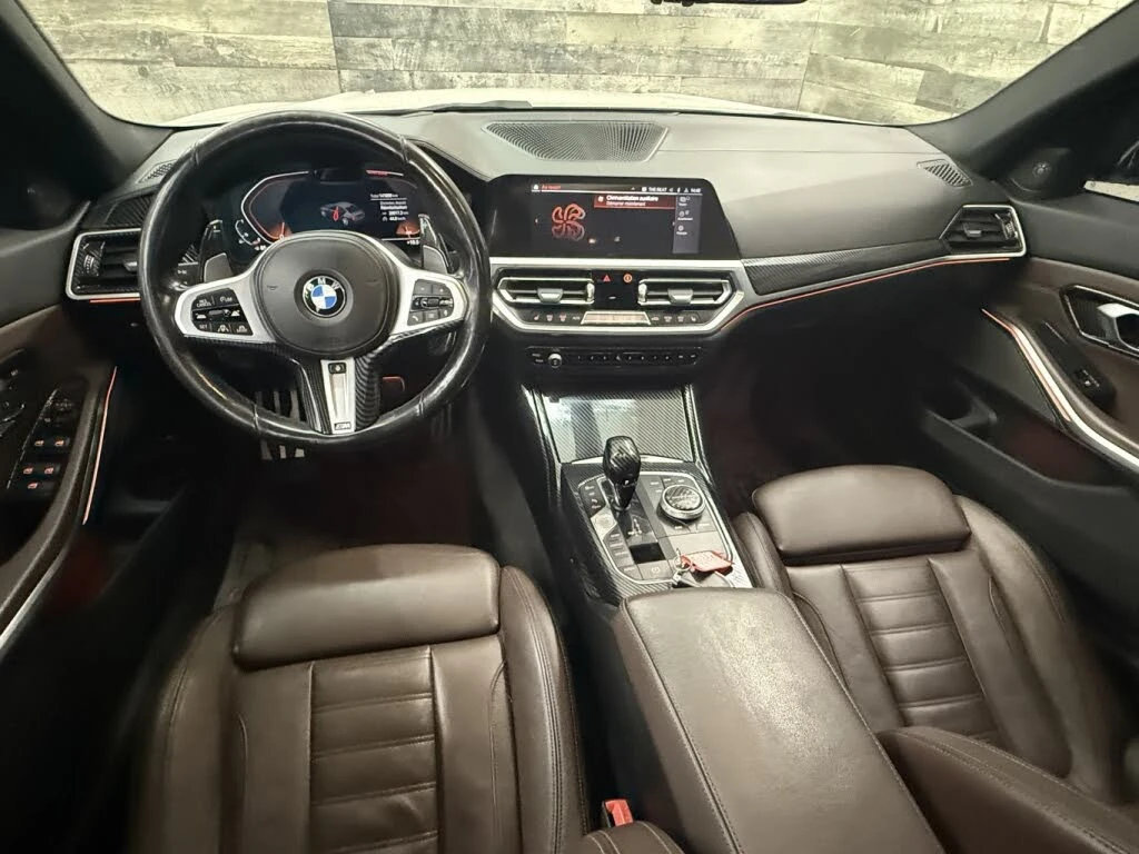BMW 330 i xDrive* M-Sport* HARMAN KARDON* DISTRONIC* 360* , снимка 9 - Автомобили и джипове - 54629066