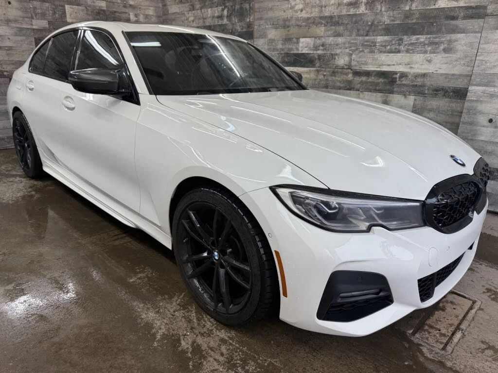 BMW 330 i xDrive* M-Sport* HARMAN KARDON* DISTRONIC* 360* 