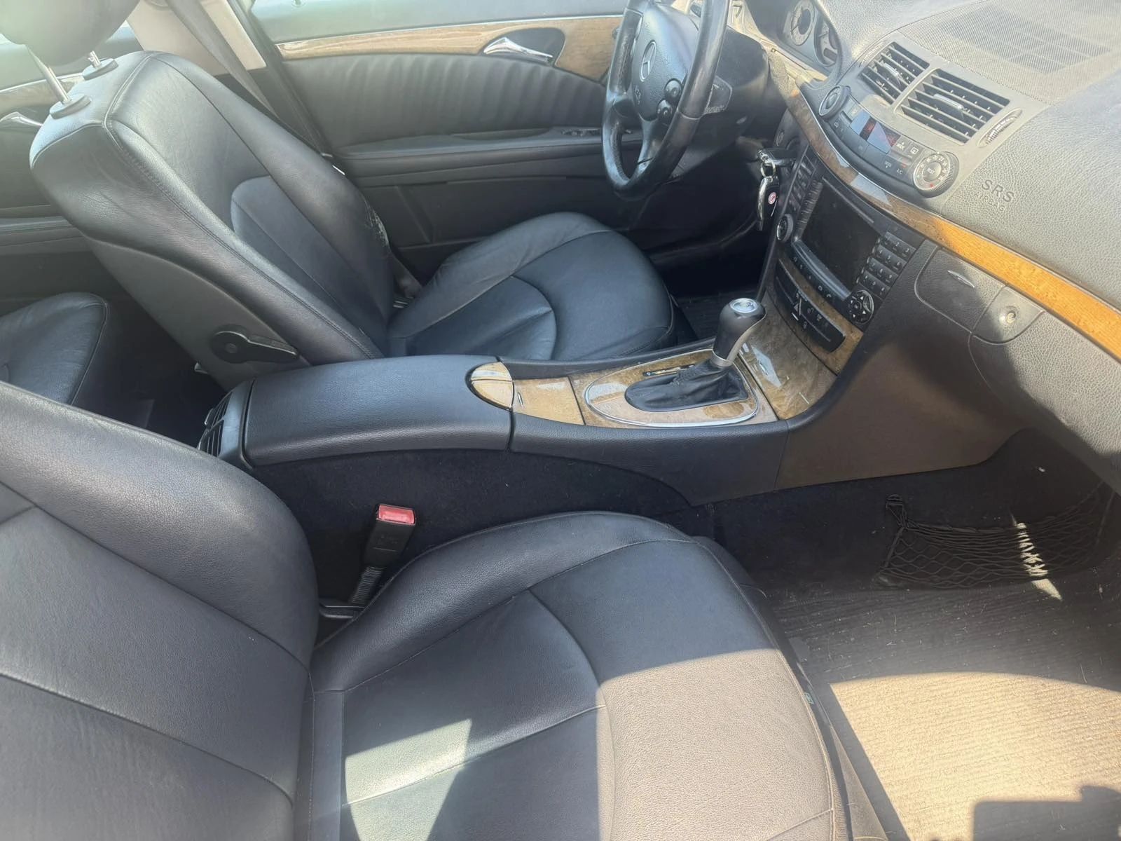 Mercedes-Benz E 220 2, 2 disel, снимка 8 - Автомобили и джипове - 54668328