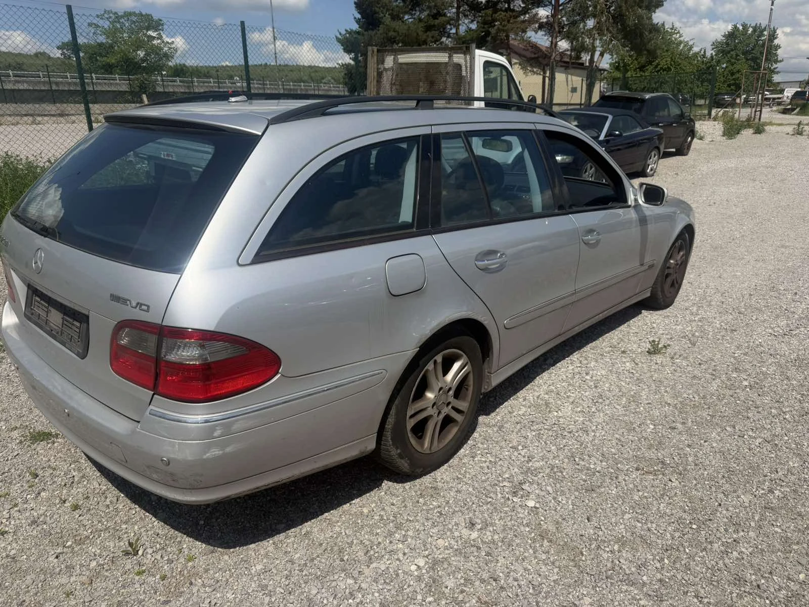 Mercedes-Benz E 220 2, 2 disel, снимка 5 - Автомобили и джипове - 54668328