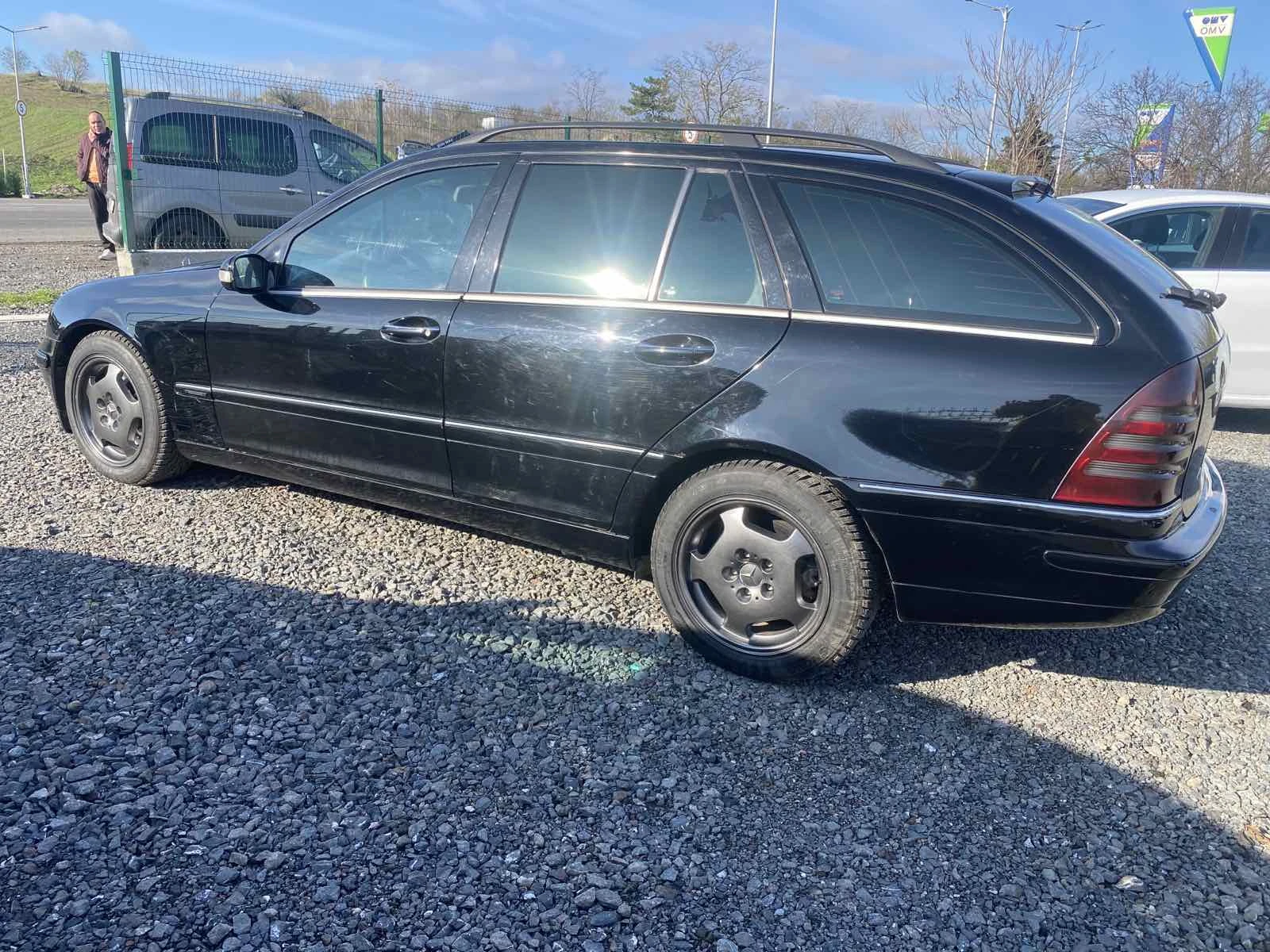 Mercedes-Benz C 270, снимка 3 - Автомобили и джипове - 54708279