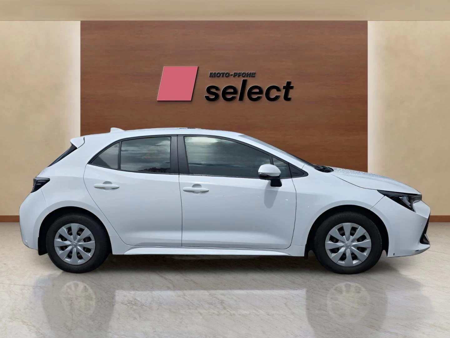 Toyota Corolla 1.2, снимка 4 - Автомобили и джипове - 54756032
